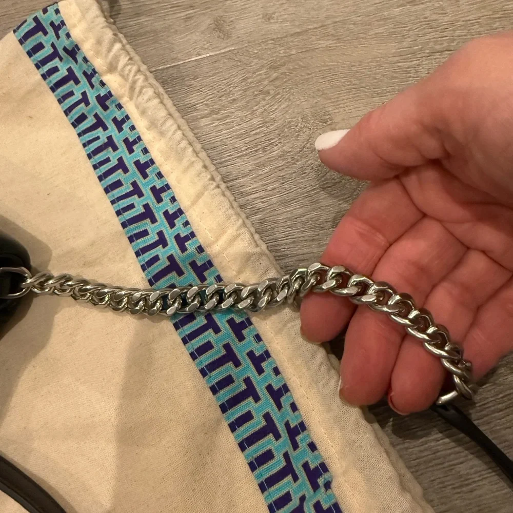 Tory Burch Black Quilted Leather Clutch - Picture 13 of 13
